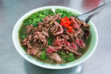 Phở tái lăn 